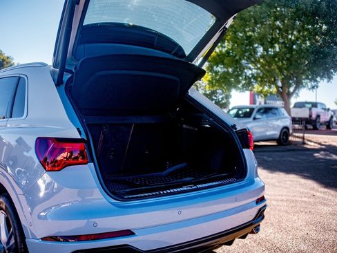 Used 2021 Audi Q3 2.0T Premium Plus w/ Premium Plus Package image 38