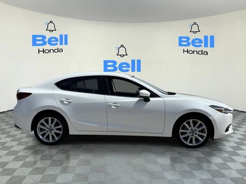 Used 2017 MAZDA MAZDA3 Grand Touring w/ Premium Equipment Package FWD image 5