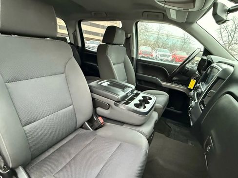 Used 2017 Chevrolet Silverado 1500 LT image 32
