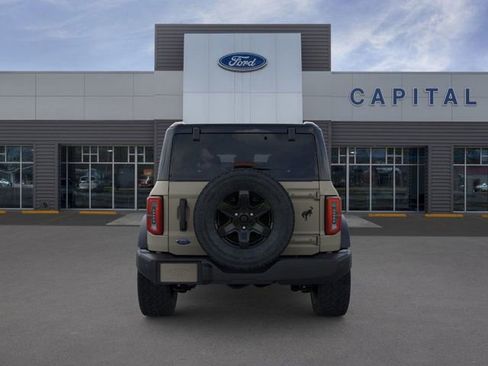 New 2025 Ford Bronco Outer Banks AWD/4WD image 5