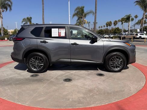 Certified 2024 Nissan Rogue S FWD image 9