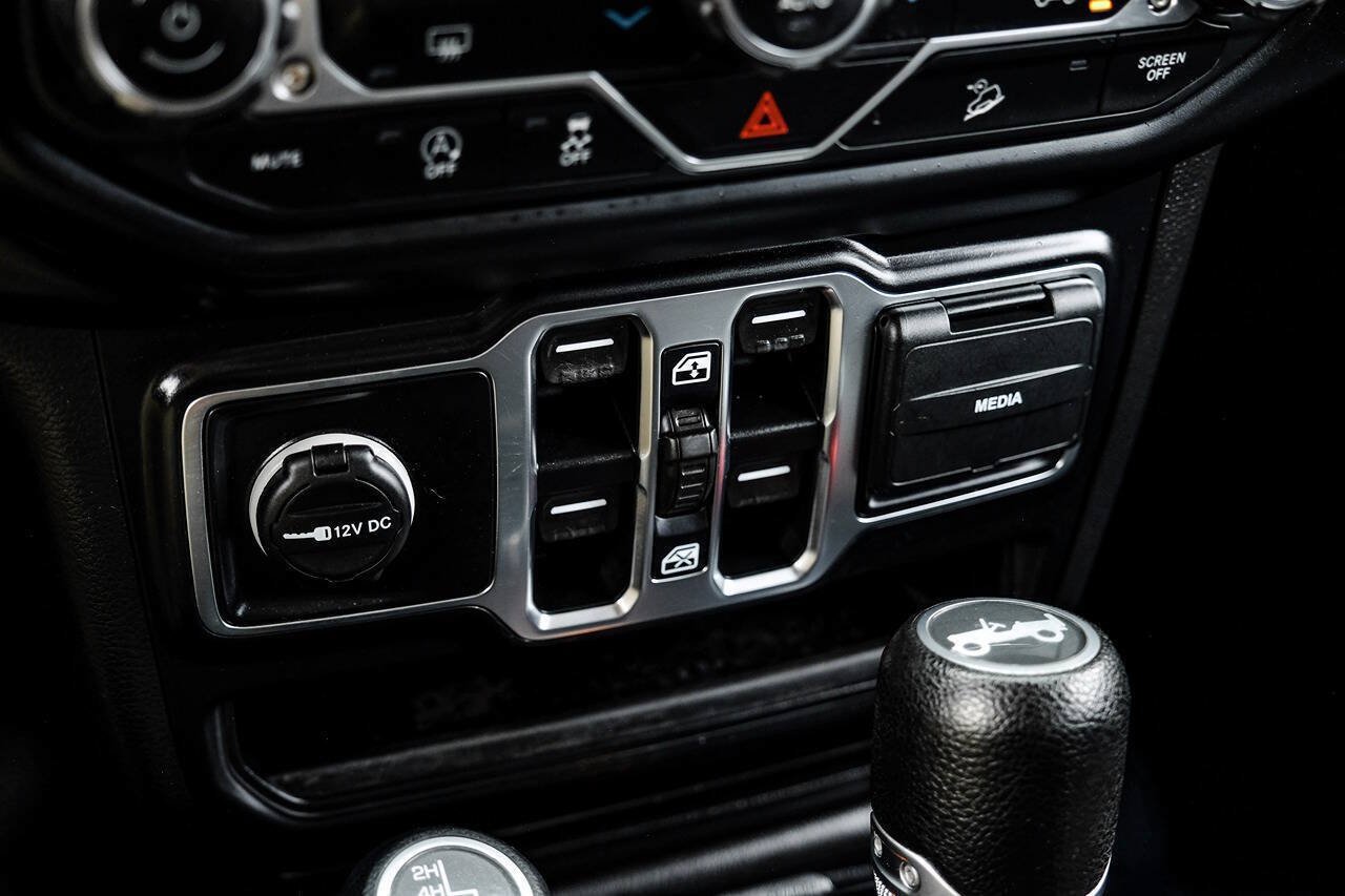 Used 2019 Jeep Wrangler Unlimited Sport S AWD/4WD image 31