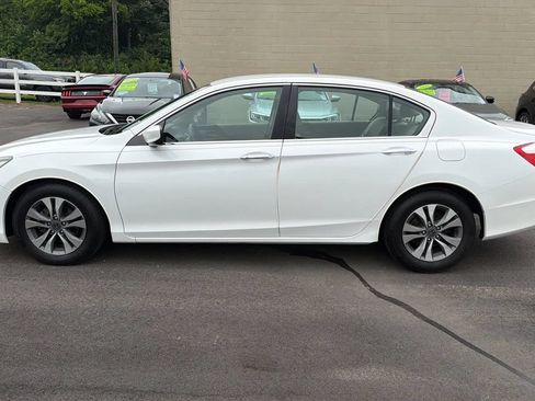 Used 2015 Honda Accord LX image 2
