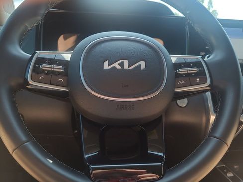 Used 2022 Kia Sorento SX AWD/4WD image 30