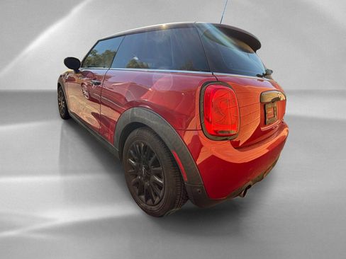 Used 2018 MINI Cooper 2-Door Hardtop FWD image 4