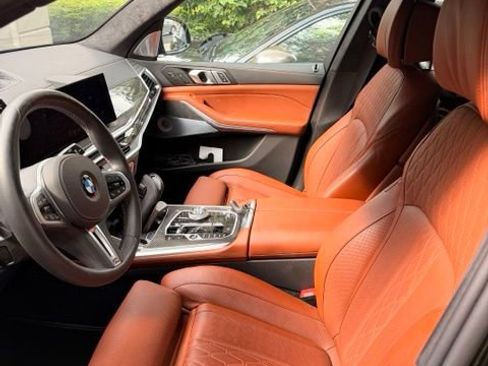 Used 2025 BMW X7 M60i AWD/4WD image 2