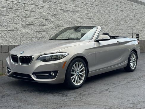 Used 2016 BMW 228i Convertible RWD image 1