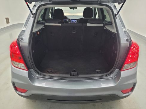 Used 2020 Chevrolet Trax LS w/ Tint and Cruise Package FWD image 29