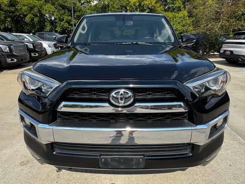 Used 2015 Toyota 4Runner SR5 Premium image 2