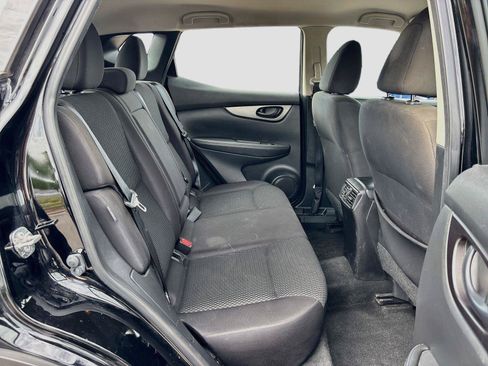 Used 2021 Nissan Rogue Sport S FWD image 25