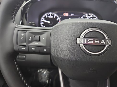 New 2026 Nissan Pathfinder SV AWD/4WD image 18