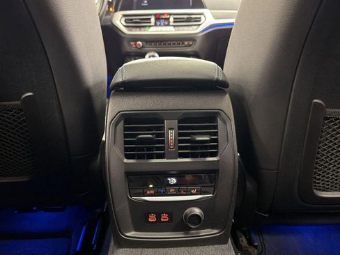 Used 2020 BMW 330i Sedan w/ M Sport Package image 30