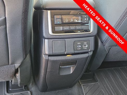Used 2025 Subaru Ascent Onyx Edition AWD/4WD image 12