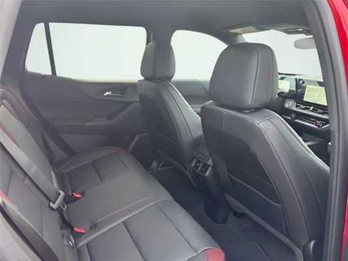 New 2026 Chevrolet Equinox RS w/ Convenience Package III AWD/4WD image 20