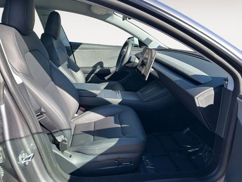 Used 2025 Tesla Model 3 Long Range RWD image 24
