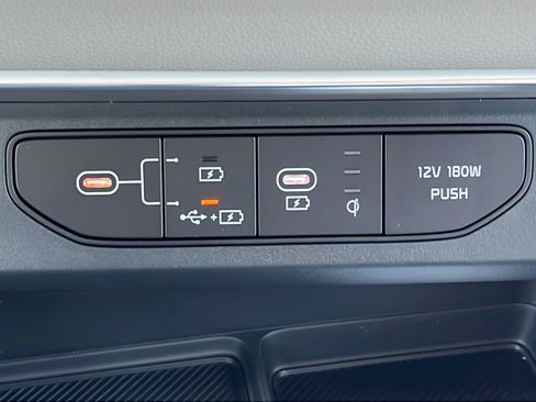New 2026 Kia Carnival EX FWD image 20
