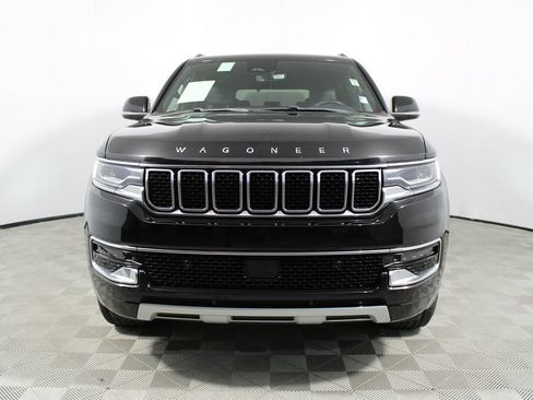 Used 2024 Jeep Wagoneer Series II w/ Flexible Seating Group RWD image 2