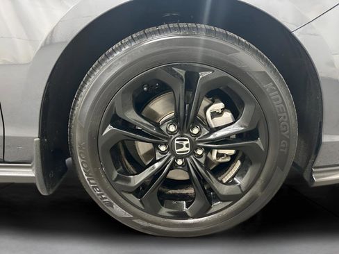 Certified 2025 Honda Accord SE image 11