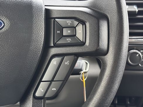 Used 2019 Ford F150 XLT image 42