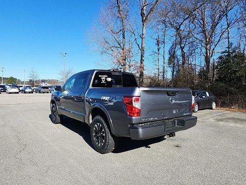 Used 2019 Nissan Titan PRO-4X image 3