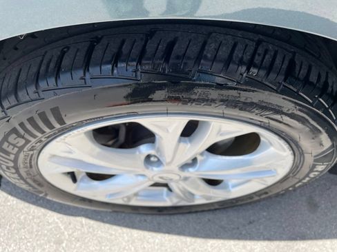 Used 2012 Ford Fusion SE FWD image 25