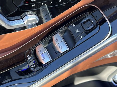 New 2026 Mercedes-Benz S 580 4MATIC Sedan image 13