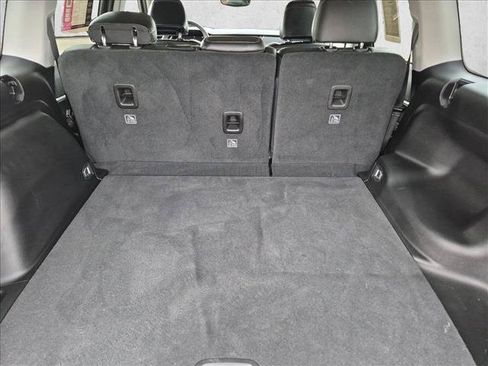 Used 2023 Jeep Grand Cherokee Limited AWD/4WD image 6