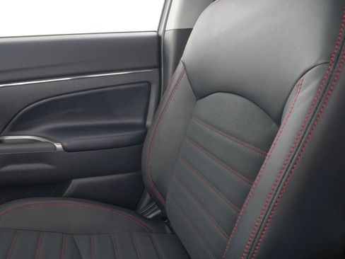 New 2026 Mitsubishi Outlander Sport SE AWD/4WD image 13