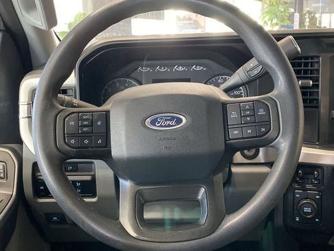 Used 2023 Ford F350 XLT w/ FX4 Off-Road Package AWD/4WD image 16
