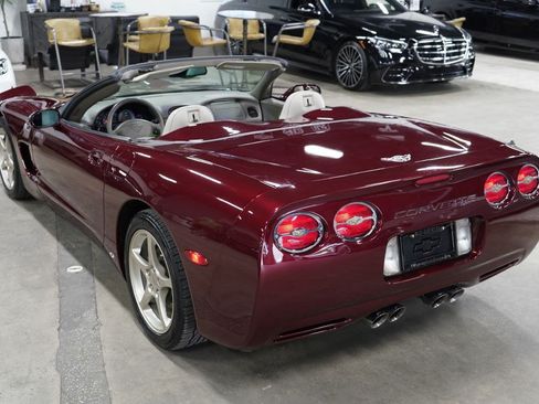 Used 2003 Chevrolet Corvette Convertible w/ Preferred Equipment Group1 RWD image 36