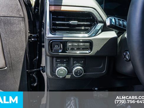 Used 2026 GMC Yukon Denali w/ Sun & Power Step Package AWD/4WD image 41