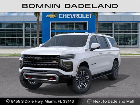 New 2026 Chevrolet Suburban Z71 w/ Z71 Off-Road Package AWD/4WD image 7