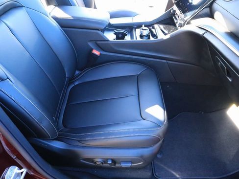 New 2025 Jeep Grand Cherokee Limited image 15