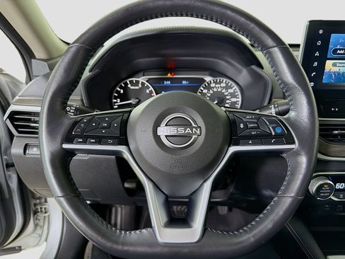 Used 2023 Nissan Altima 2.5 SL FWD image 15