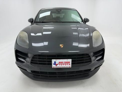 Used 2019 Porsche Macan Base image 3
