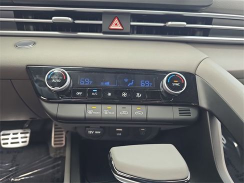 New 2025 Hyundai Elantra Sport image 18