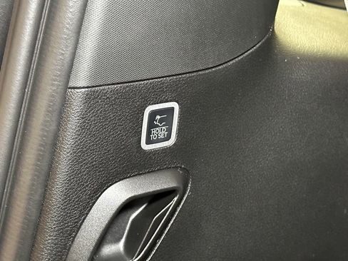 New 2026 Jeep Grand Wagoneer Limited image 14