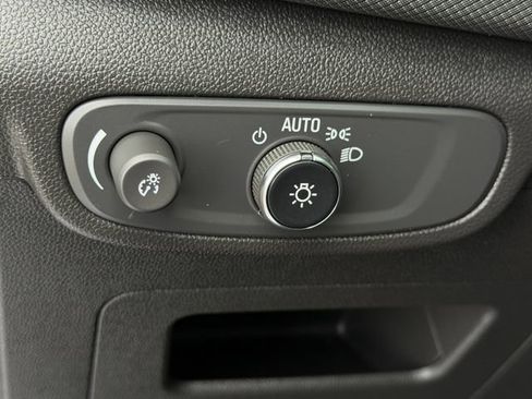 New 2026 Chevrolet TrailBlazer LT w/ Driver Confidence Package FWD image 17