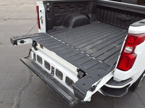 Used 2023 Chevrolet Silverado 1500 RST w/ Convenience Package II AWD/4WD image 30