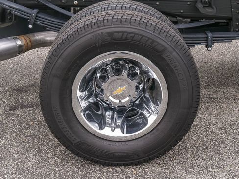 New 2026 Chevrolet Silverado 3500 LT w/ Convenience Package image 6