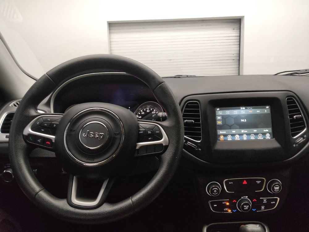 Used 2019 Jeep Compass Sport FWD image 22