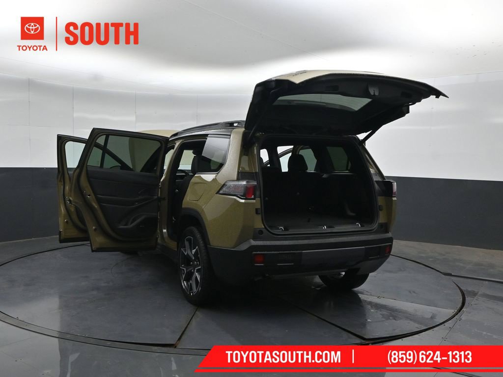 Used 2026 Jeep Cherokee Overland AWD/4WD image 62