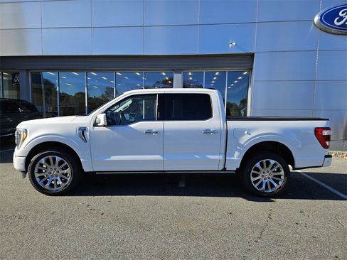 Used 2022 Ford F150 Limited image 2