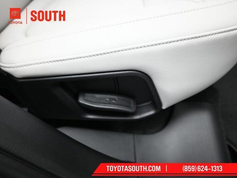 Used 2025 Hyundai Tucson SEL AWD/4WD image 31