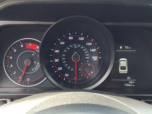 Used 2021 Hyundai Elantra SE FWD image 6