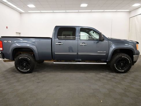 Used 2013 GMC Sierra 2500 SLT AWD/4WD image 9