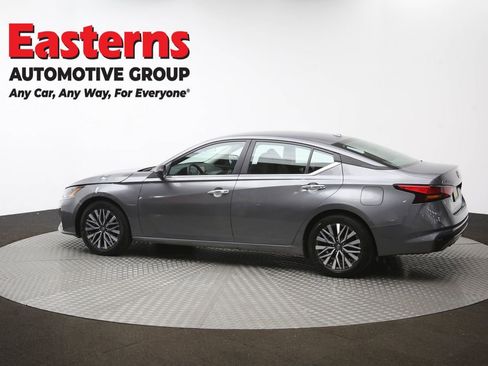 Used 2025 Nissan Altima 2.5 SV image 63