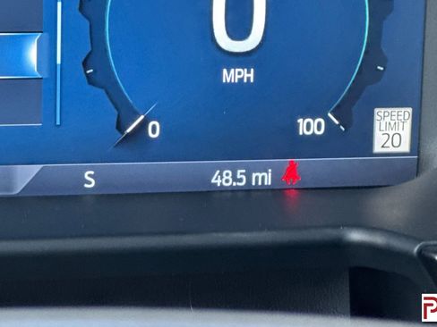 Used 2026 Ford F450 Platinum w/ FX4 Off-Road Package image 32