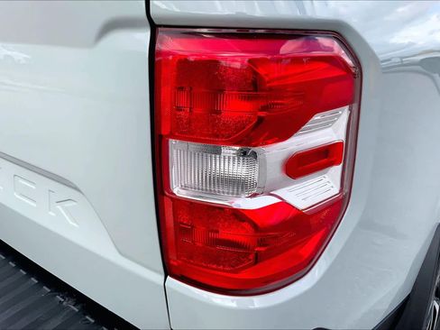 Used 2024 Ford Maverick Lariat image 29