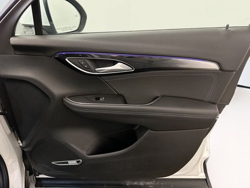 Used 2024 Buick Envision Preferred image 33